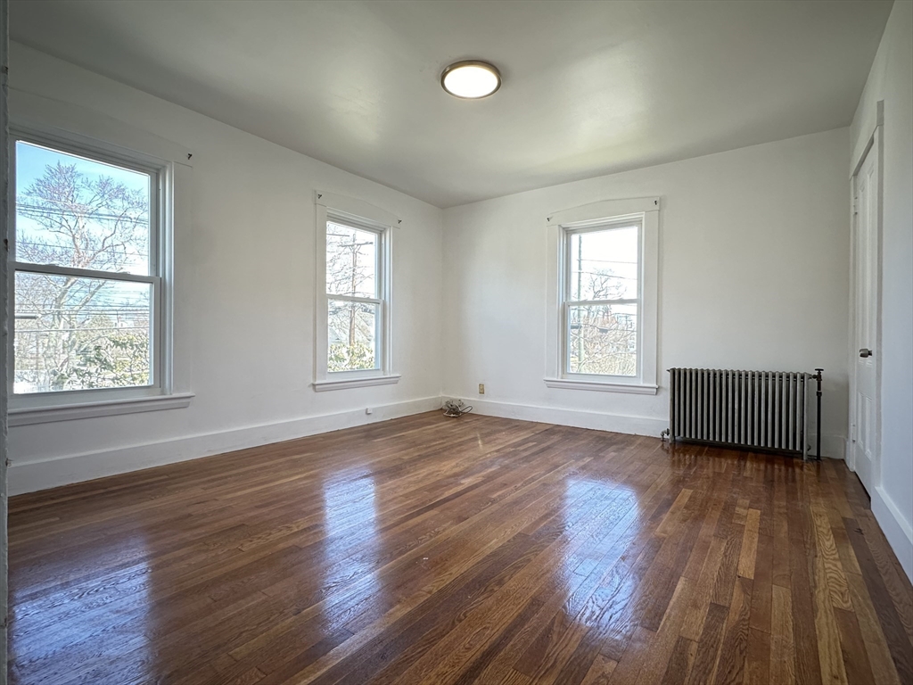 2 bed, 2 bath apartment for rent at 38 Pond St Unit 2, Natick — photo 6 of 15