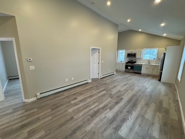 3 bed, 1 bath apartment for rent at 38 Portland Unit 2, Haverhill — photo 2 of 14