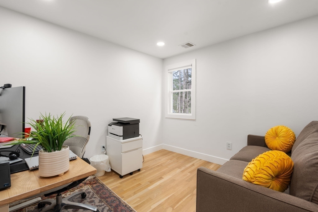 4 bed, 2 bath apartment for rent at 38 Ranger Rd, Natick — photo 15 of 22