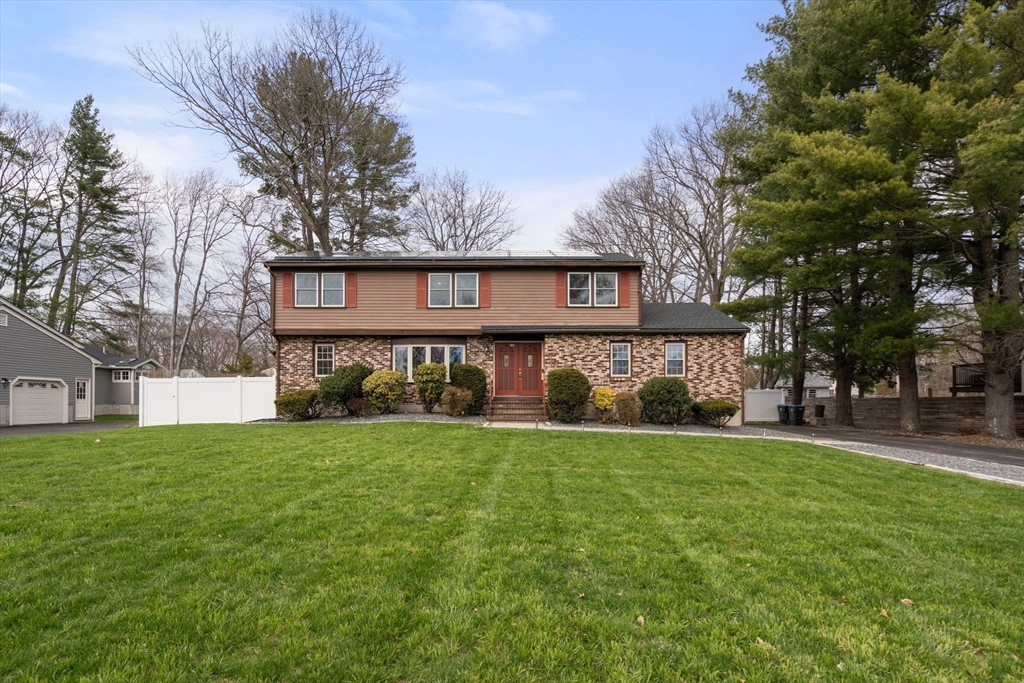 4 bed, 2 bath apartment for rent at 38 Ranger Rd, Natick — photo 1 of 22
