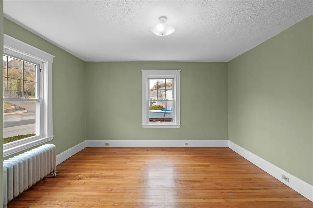 2 bed, 1 bath apartment for rent at 38 Raymond Rd Unit 1, Salem — photo 31 of 35