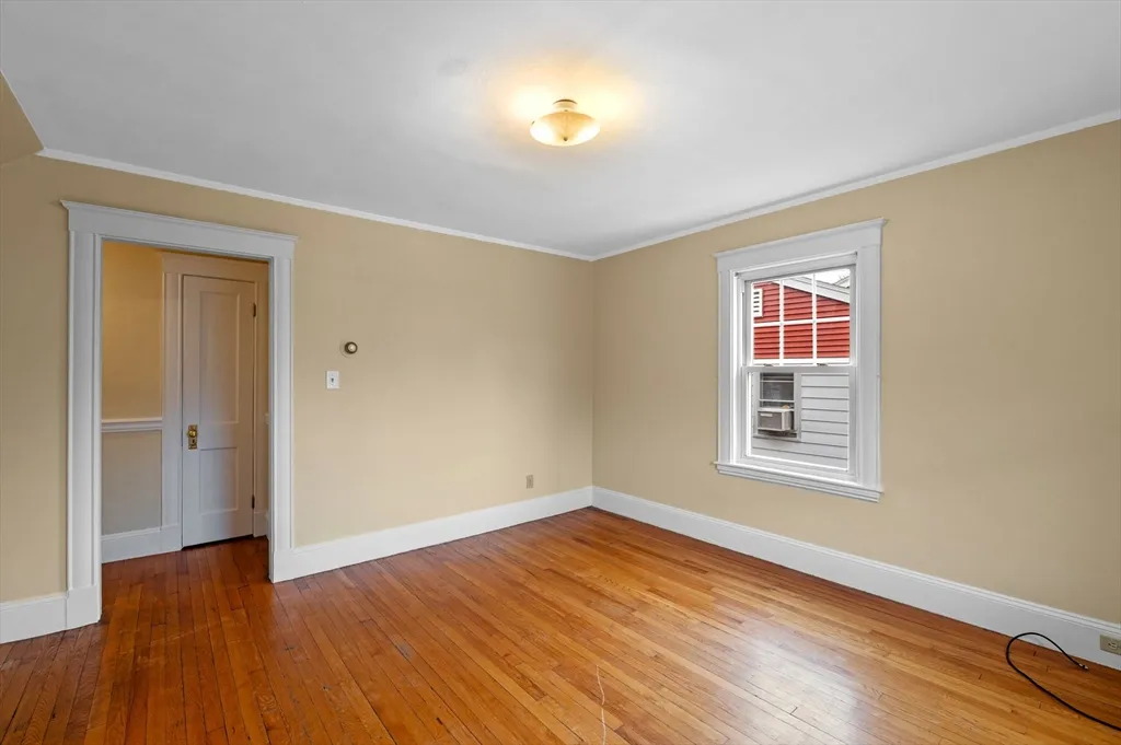 2 bed, 1 bath apartment for rent at 38 Raymond Rd Unit 1, Salem — photo 11 of 35