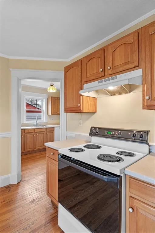 2 bed, 1 bath apartment for rent at 38 Raymond Rd Unit 1, Salem — photo 24 of 35