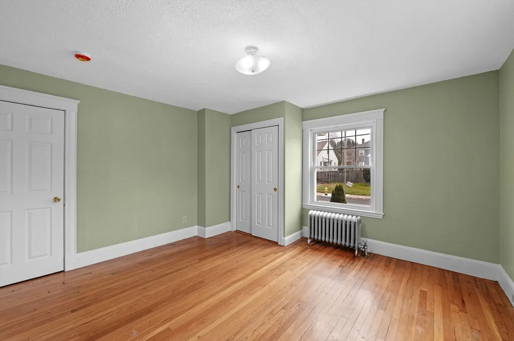 2 bed, 1 bath apartment for rent at 38 Raymond Rd Unit 1, Salem — photo 30 of 35