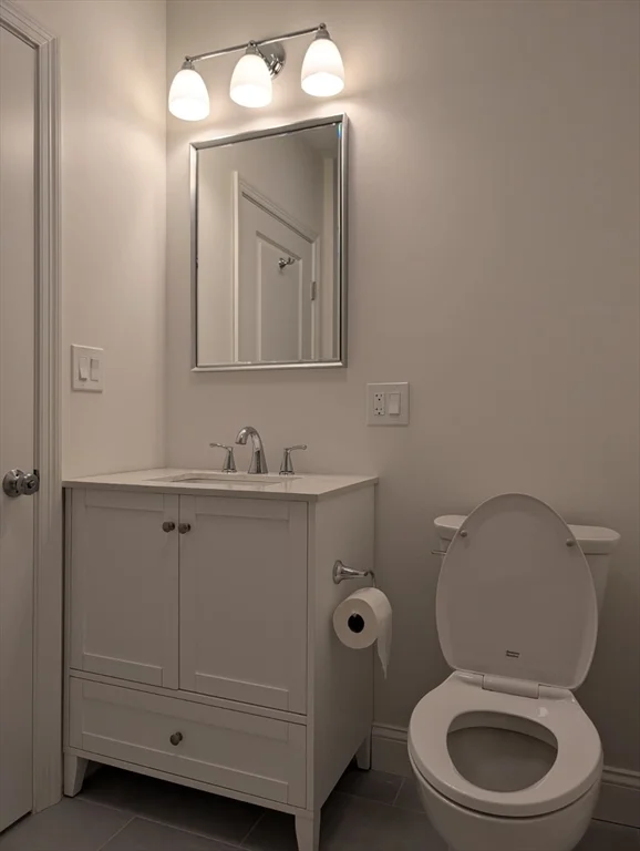 4 bed, 2 bath apartment for rent at 38 Regent St Unit 2, Roxbury — photo 10 of 13
