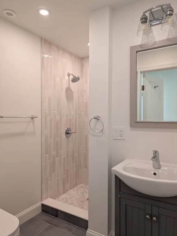 4 bed, 2 bath apartment for rent at 38 Regent St Unit 2, Roxbury — photo 13 of 13