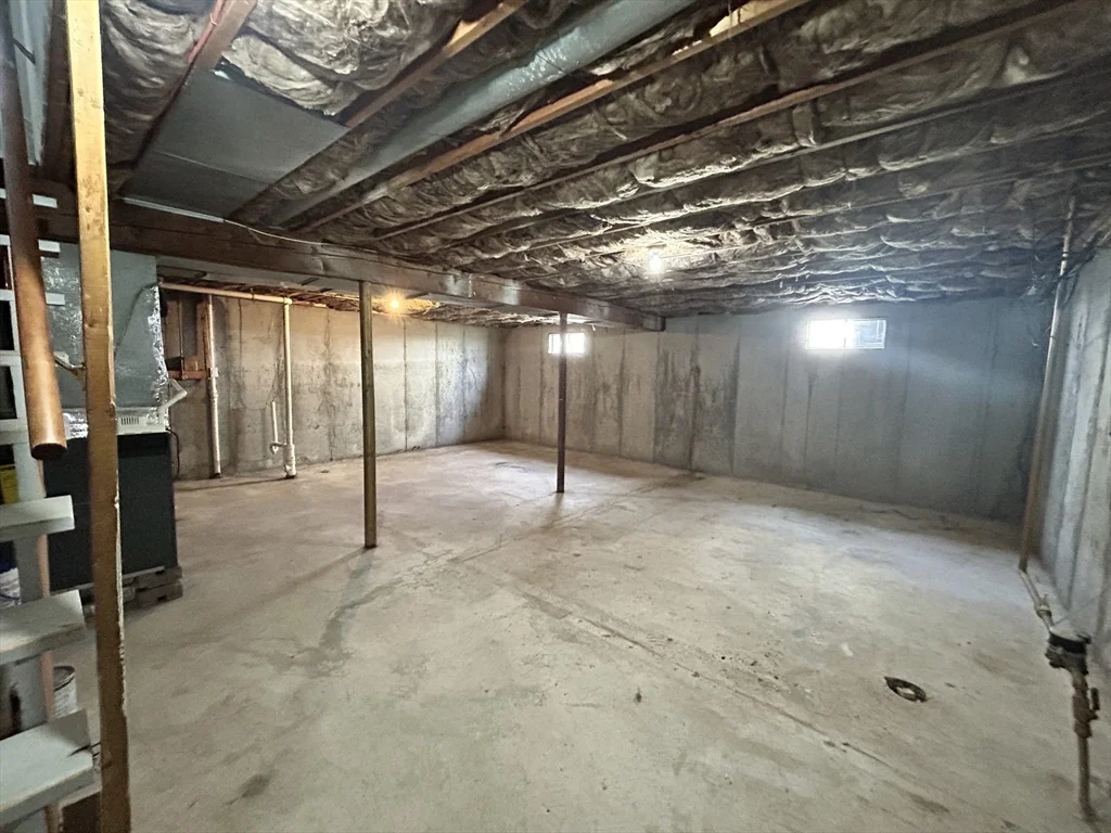 3 bed, 1 bath apartment for rent at 38 Reservoir St Unit 38, Brockton — photo 21 of 28