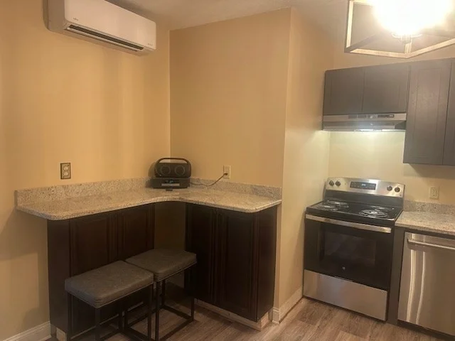 2 bed, 1 bath apartment for rent at 38 Reservoir Unit 1, Holden — photo 5 of 22