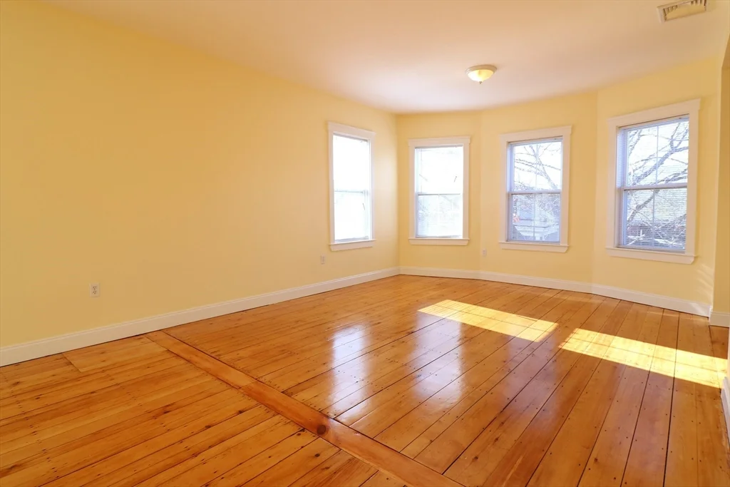 3 bed, 2 bath apartment for rent at 38 Roberts Rd Unit 3, Harvard Square — photo 6 of 17