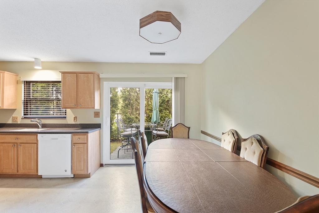 2 bed, 1 bath apartment for rent at 38 Rocky Nook Unit 38, Malden — photo 12 of 29