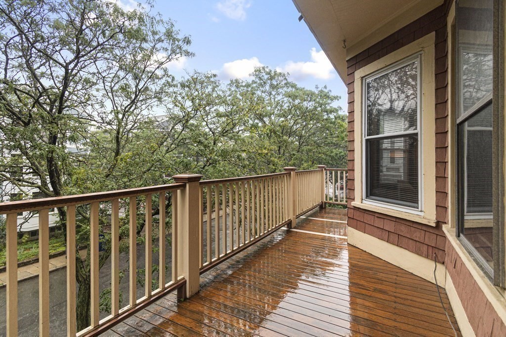 4 bed, 1 bath apartment for rent at 38 Russell St Unit 2, Cambridge — photo 29 of 33