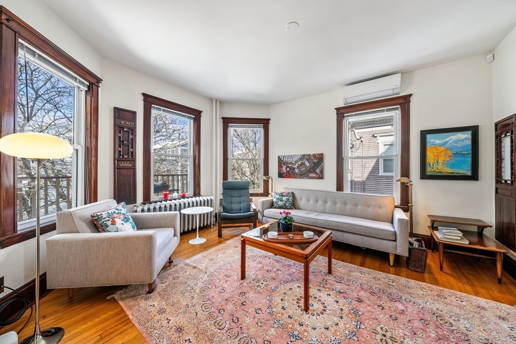 4 bed, 1 bath apartment for rent at 38 Russell St Unit 2, Cambridge — photo 9 of 33