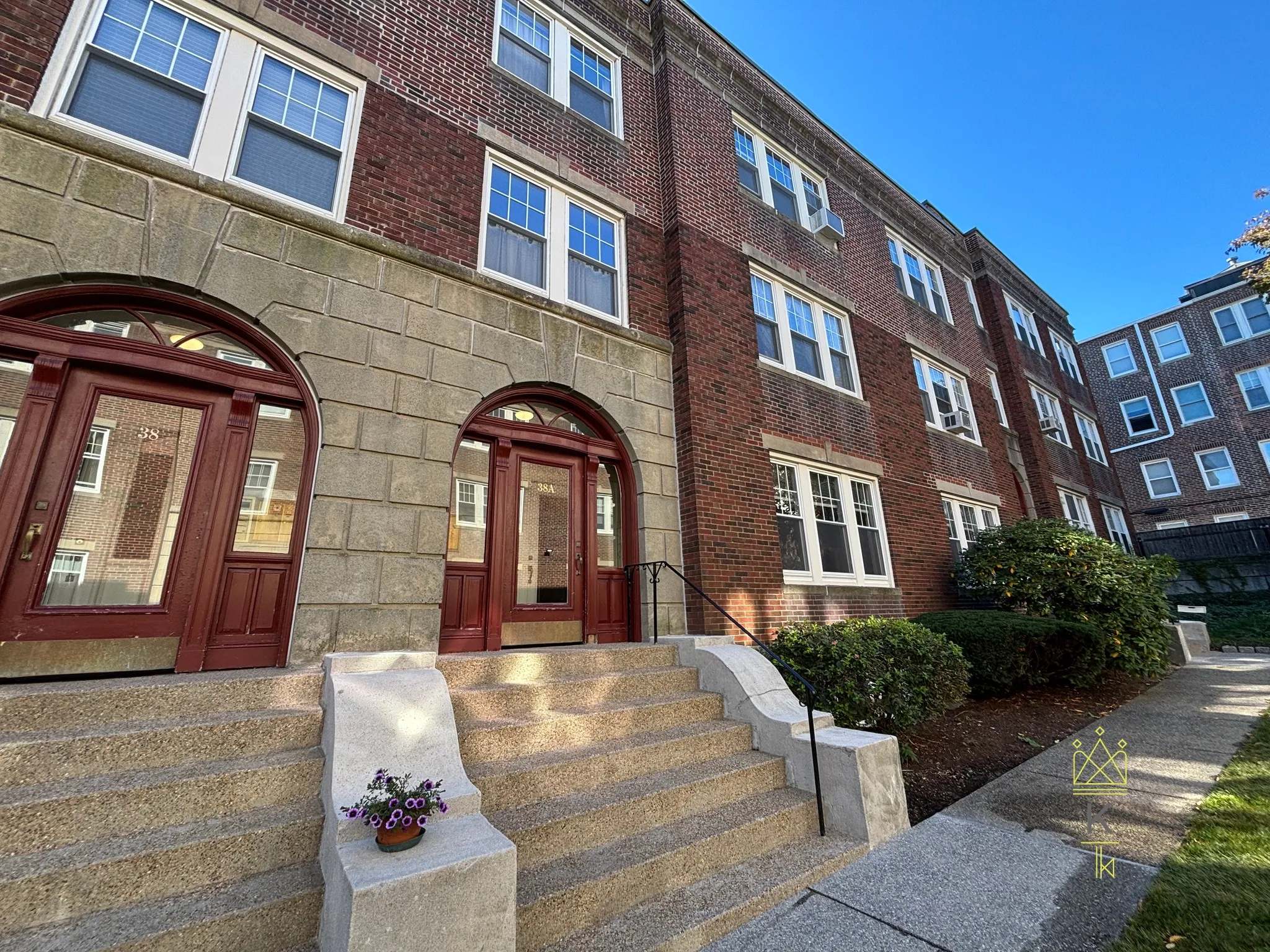 2 bed, 1 bath apartment for rent at 38 Saint Paul St Unit 1, Coolidge Corner — photo 14 of 16