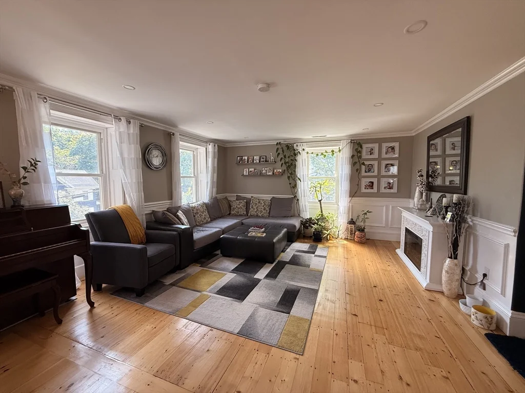 3 bed, 2 bath apartment for rent at 38 Salem St Unit B, Reading — photo 10 of 35