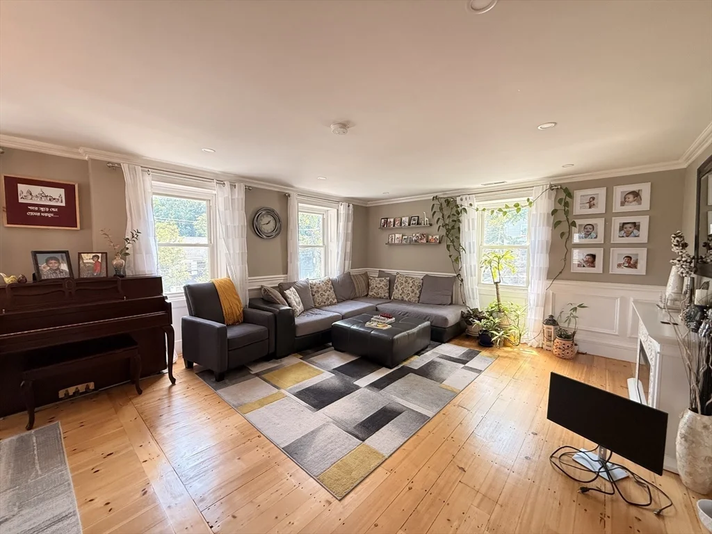 3 bed, 2 bath apartment for rent at 38 Salem St Unit B, Reading — photo 11 of 35