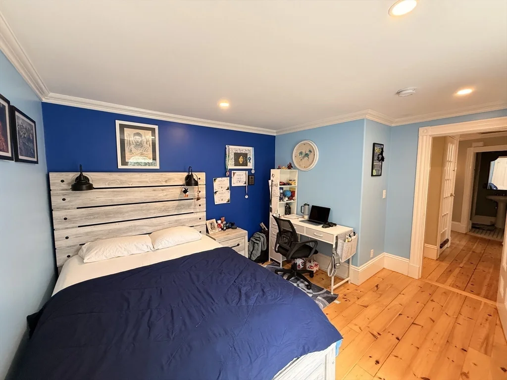3 bed, 2 bath apartment for rent at 38 Salem St Unit B, Reading — photo 17 of 35