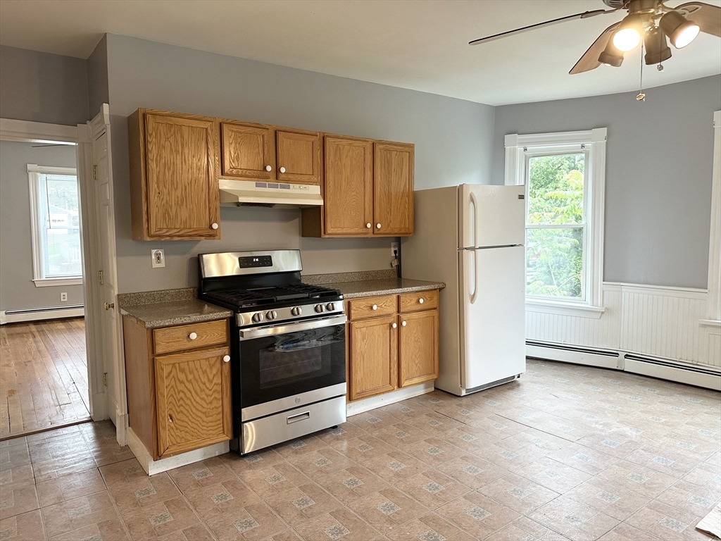 2 bed, 1 bath apartment for rent at 38 Sawtell Ave Unit 1, Brockton — photo 2 of 7