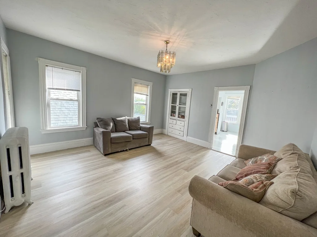 3 bed, 1 bath apartment for rent at 38 Sewall St Unit 2, Winter Hill — photo 2 of 14