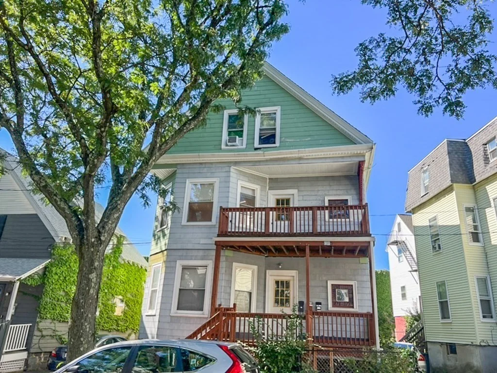 3 bed, 1 bath apartment for rent at 38 Sewall St Unit 3, Winter Hill