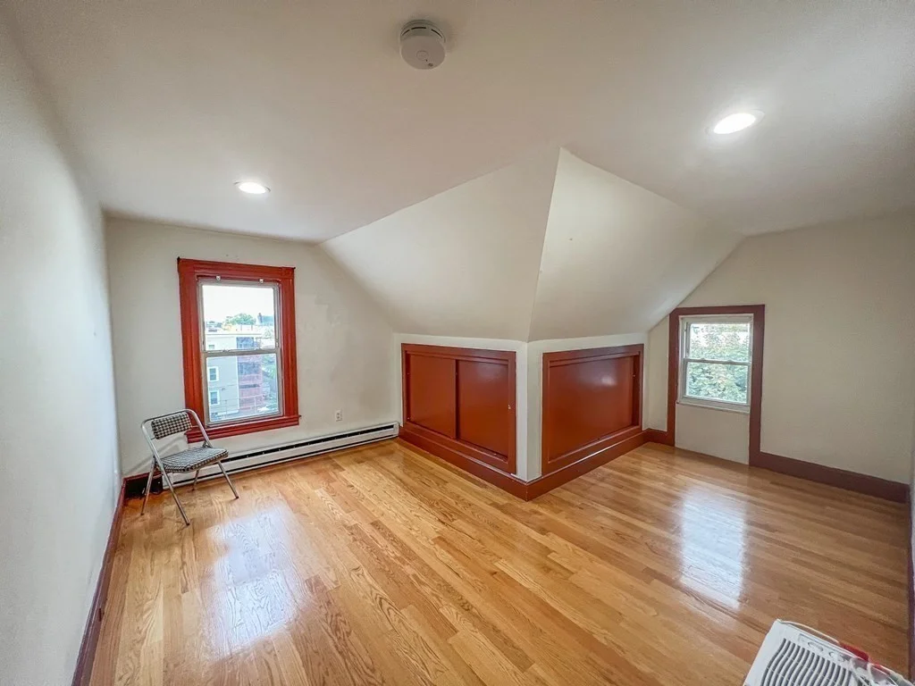 3 bed, 1 bath apartment for rent at 38 Sewall St Unit 3, Winter Hill — photo 8 of 12