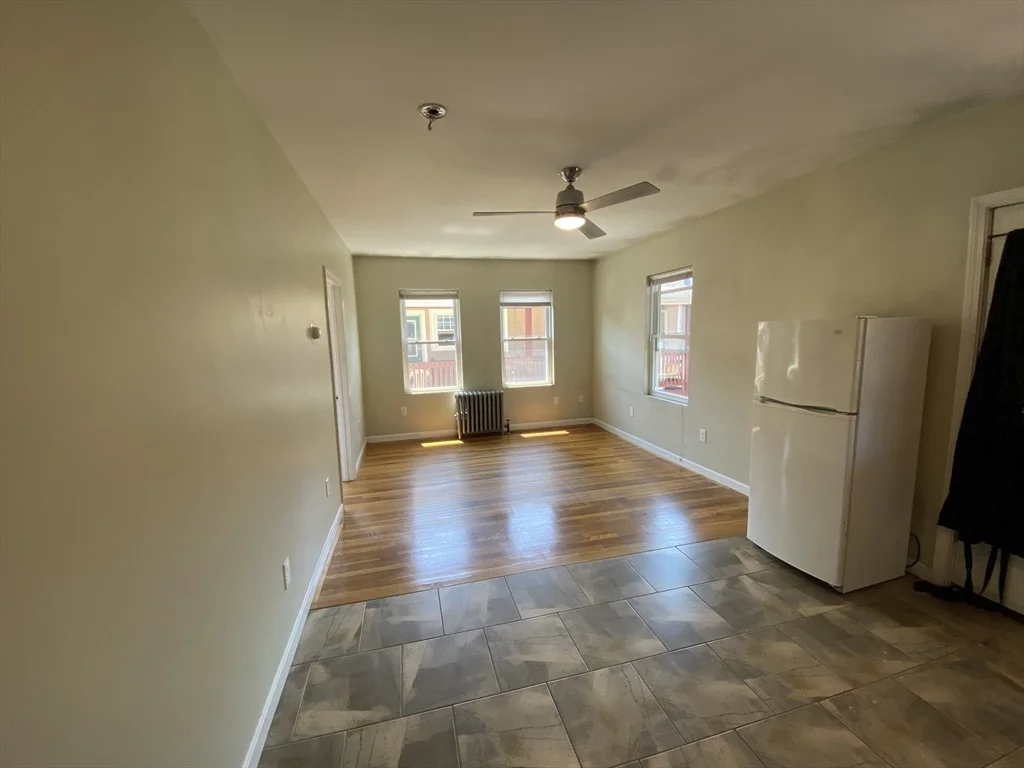 2 bed, 1 bath apartment for rent at 38 Shaw St Unit 1, Quincy — photo 2 of 6