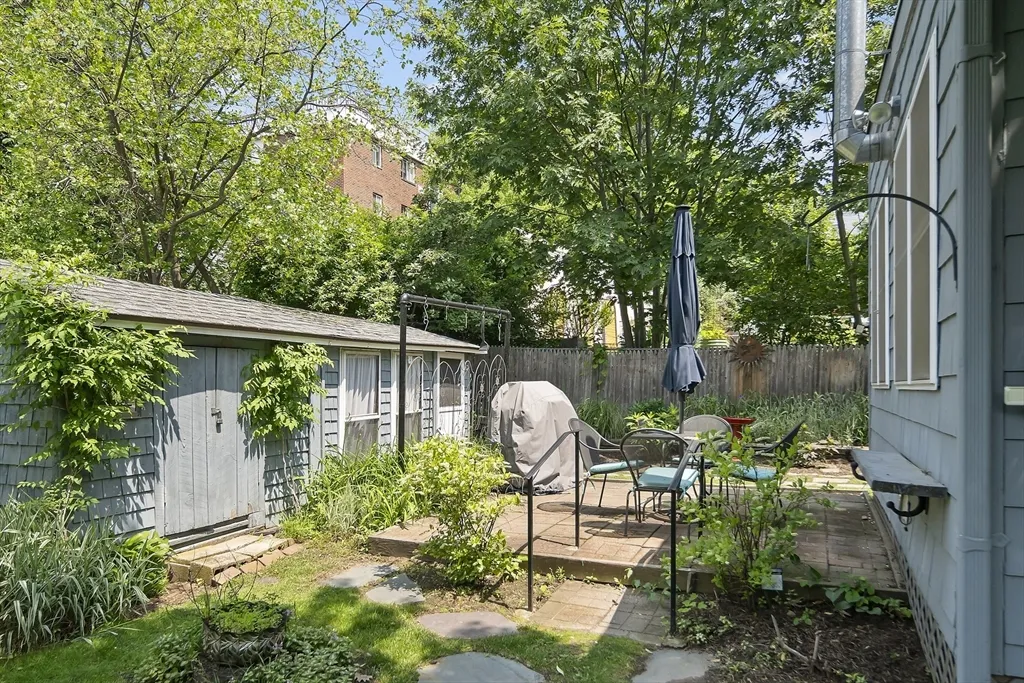 1 bed, 1 bath apartment for rent at 38 Spring Unit 2L, Spring Hill — photo 14 of 18