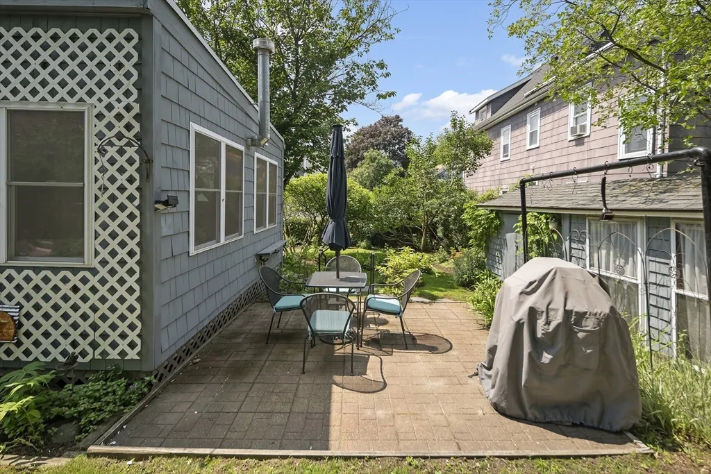 1 bed, 1 bath apartment for rent at 38 Spring Unit 2L, Spring Hill — photo 15 of 18