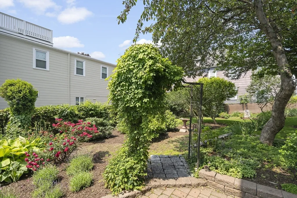 2 bed, 1 bath apartment for rent at 38 Spring Unit 3, Spring Hill — photo 12 of 22