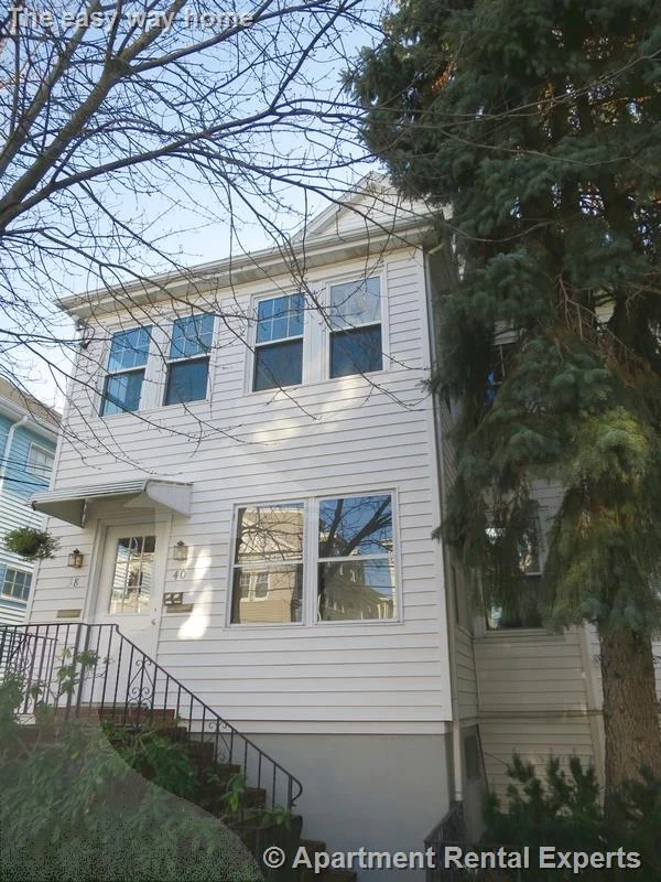 4 bed, 2 bath apartment for rent at 38 Sterling St Unit 2, Tufts — photo 18 of 20