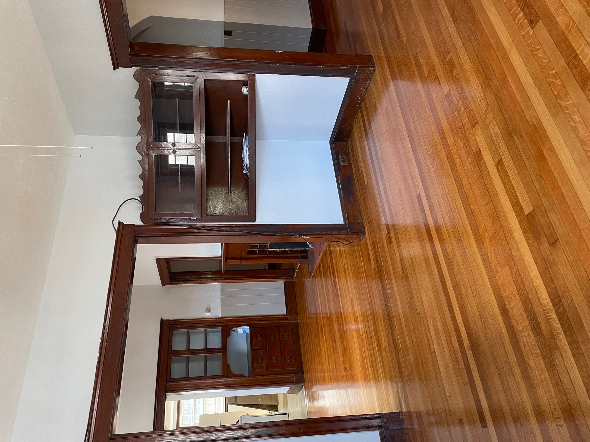 3 bed, 1 bath apartment for rent at 38 Surrey Unit 2, Brighton — photo 2 of 11