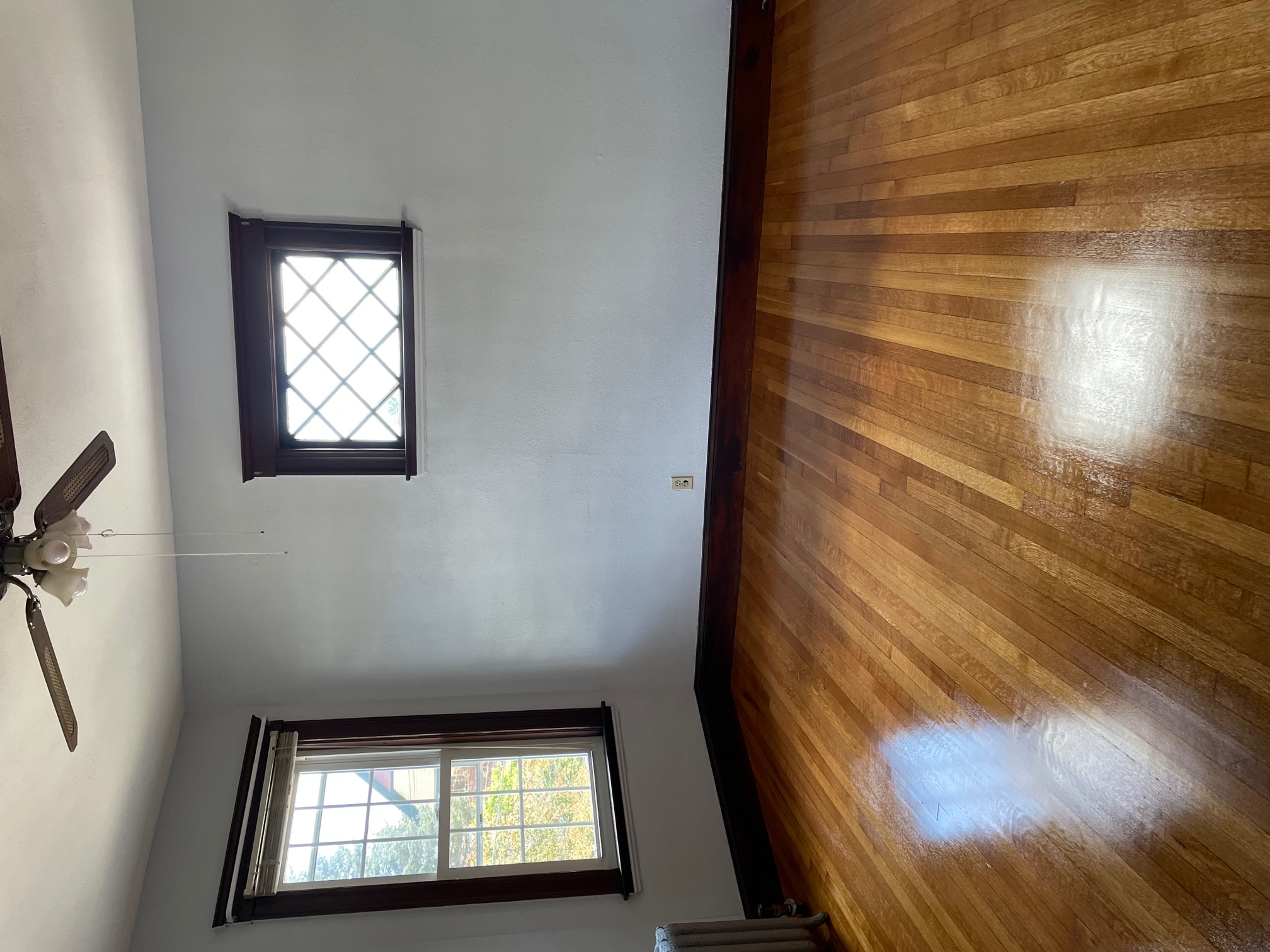 3 bed, 1 bath apartment for rent at 38 Surrey Unit 2, Brighton — photo 8 of 11