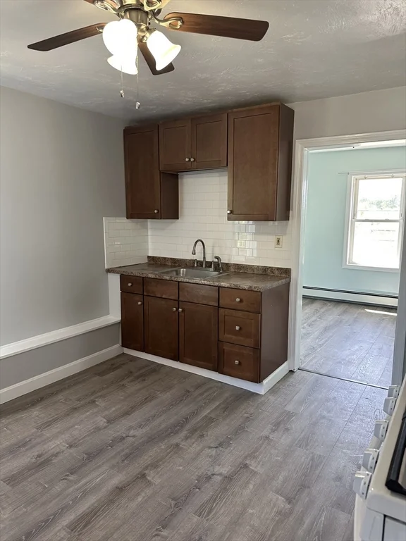 2 bed, 1 bath apartment for rent at 38 Taunton Ave Unit 2, Seekonk — photo 3 of 13