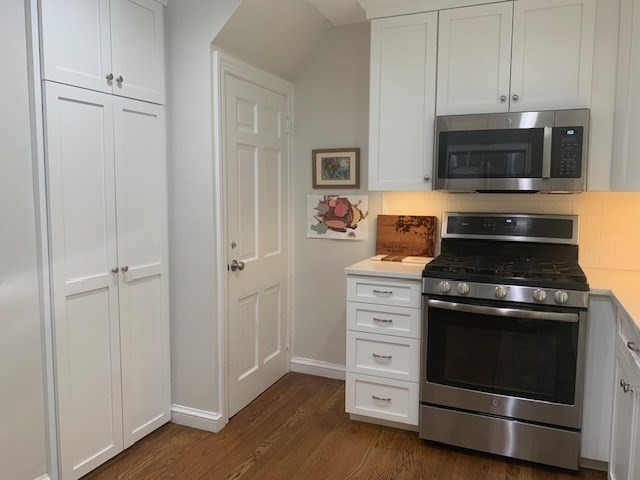 3 bed, 1 bath apartment for rent at 38 Tennyson Rd, Newton — photo 11 of 28
