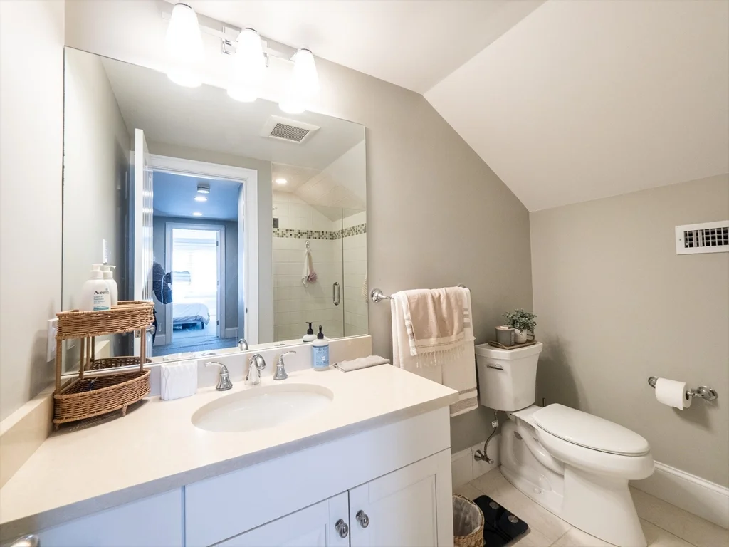 5 bed, 4+ bath apartment for rent at 38 Troy Ln Unit 1, Waban — photo 25 of 38