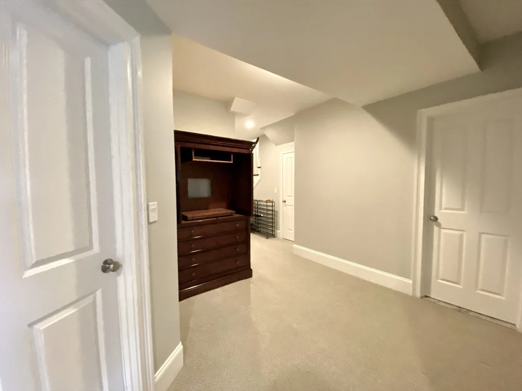 5 bed, 4+ bath apartment for rent at 38 Troy Ln Unit 1, Waban — photo 31 of 38