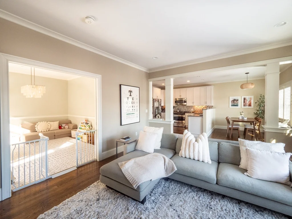 5 bed, 4+ bath apartment for rent at 38 Troy Ln Unit 1, Waban — photo 8 of 38