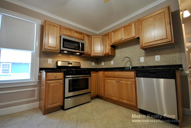 3 bed, 1 bath apartment for rent at 38 Turner St Unit 1, Brighton — photo 6 of 10