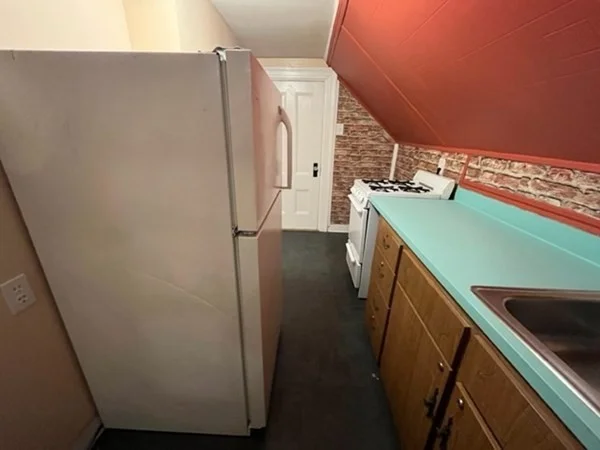 1 bed, 1 bath apartment for rent at 38 Tuttle St Unit 2, Dorchester
