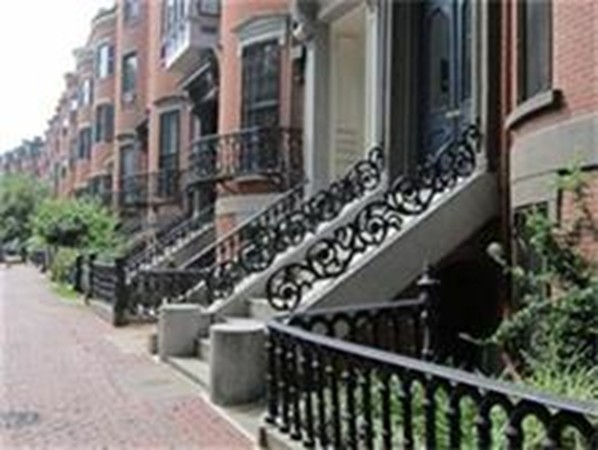 2 bed, 1 bath apartment for rent at 38 Union Park St Unit 3, South End — photo 3 of 16