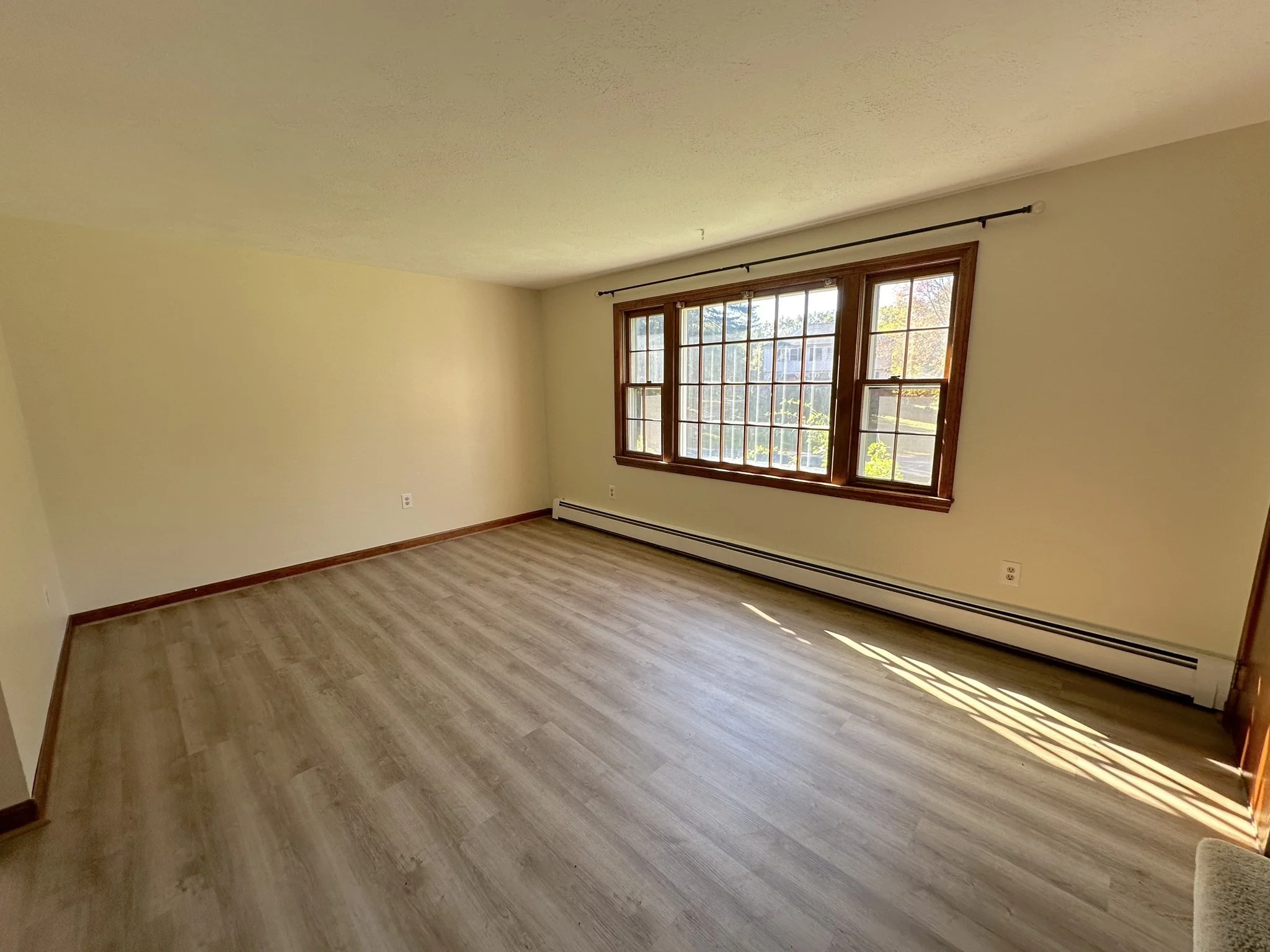 2 bed, 1 bath apartment for rent at 38 Valliria Dr Unit 38, Groton — photo 5 of 9