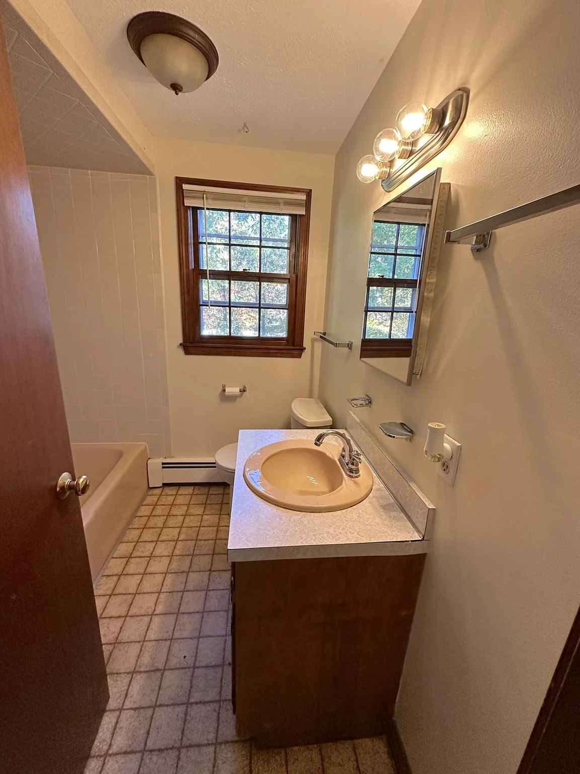 2 bed, 1 bath apartment for rent at 38 Valliria Dr Unit 38, Groton — photo 9 of 9