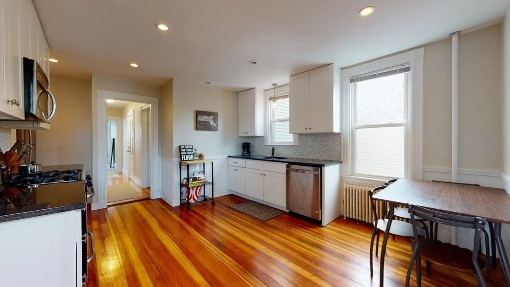 3 bed, 1 bath apartment for rent at 38 Vinton St Unit 2, South Boston — photo 2 of 15