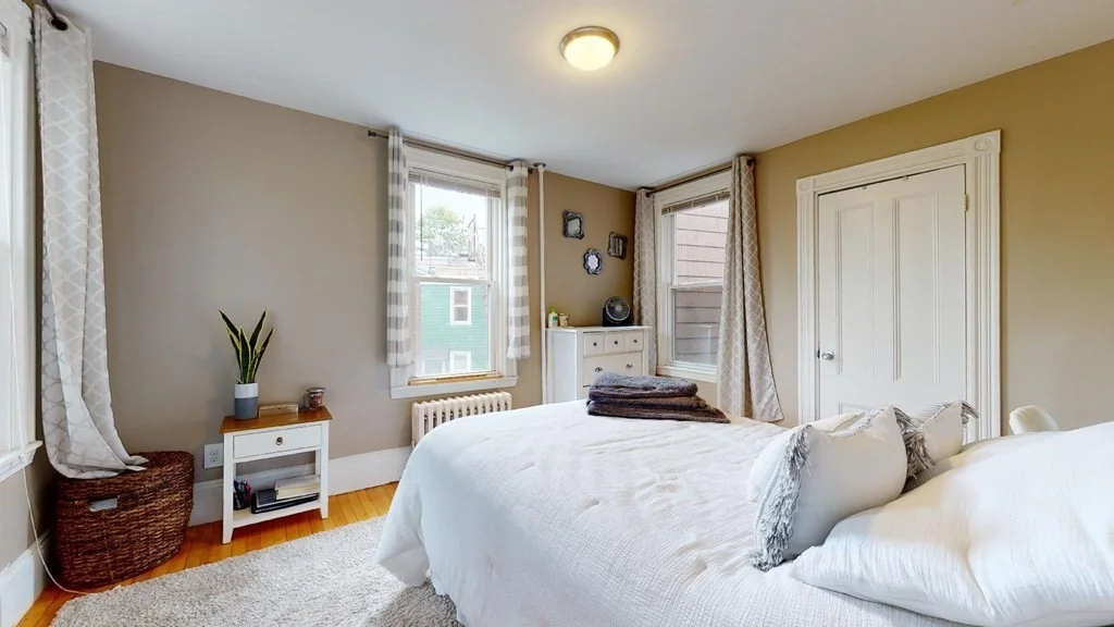 3 bed, 1 bath apartment for rent at 38 Vinton St Unit 2, South Boston — photo 11 of 15