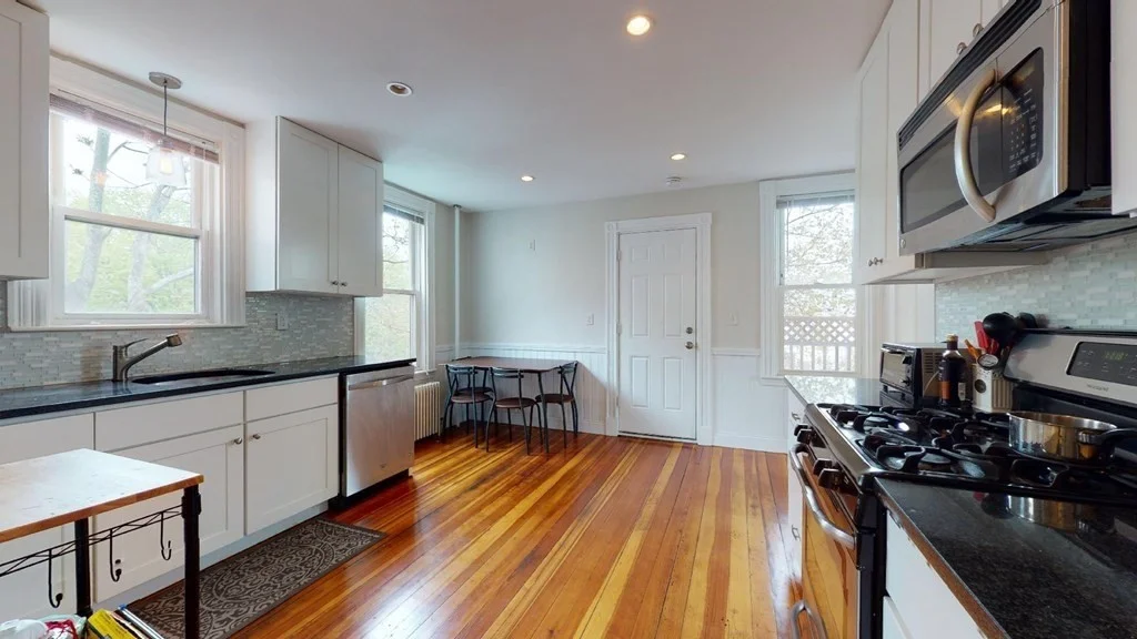 3 bed, 1 bath apartment for rent at 38 Vinton St Unit 2, South Boston — photo 3 of 15