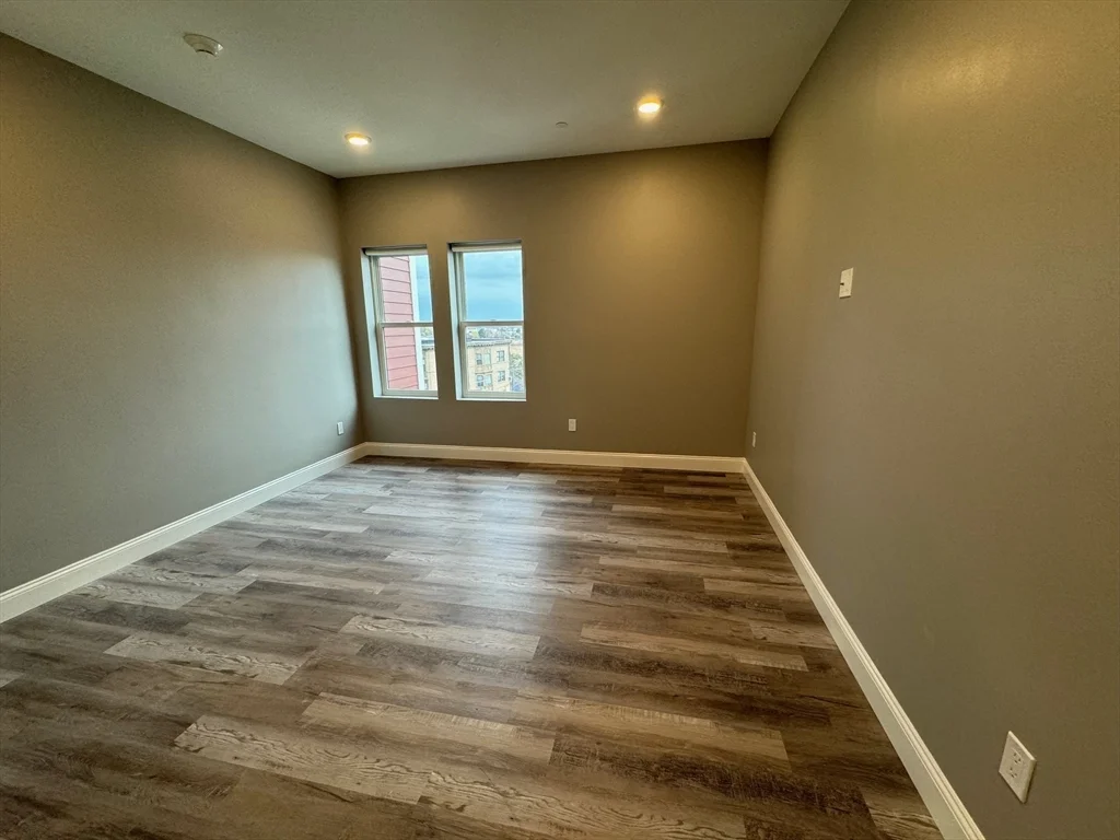 Studio bed, 1 bath apartment for rent at 38 Walnut Ave Unit 403, Revere — photo 7 of 11