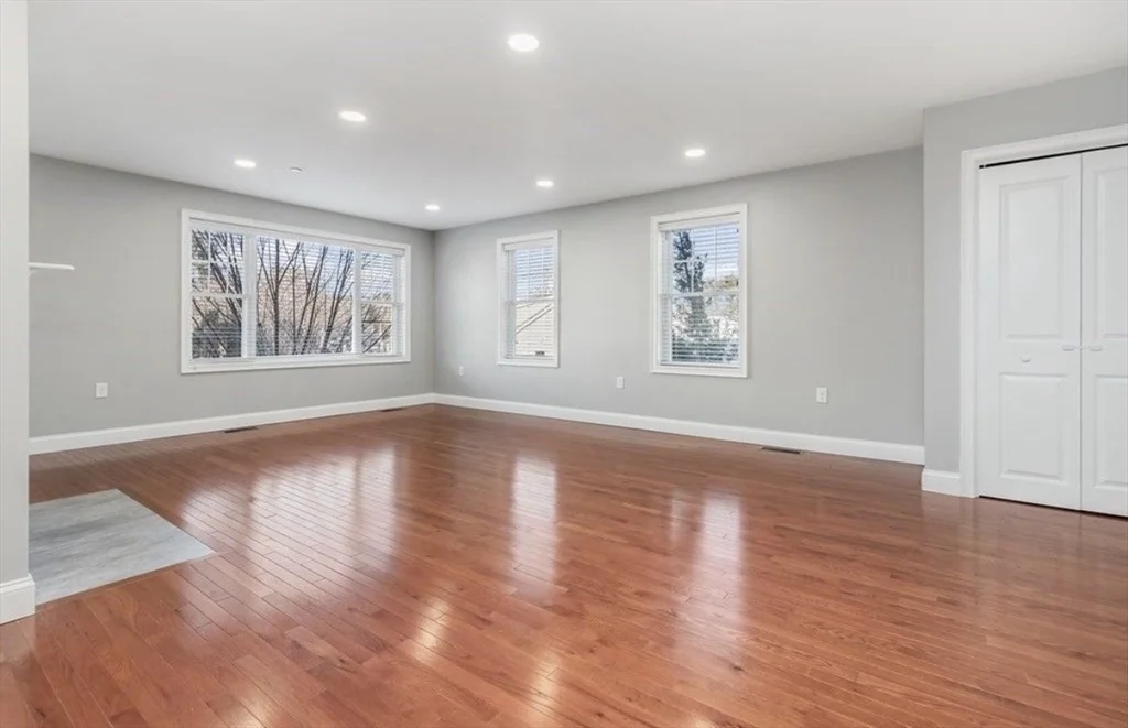 3 bed, 2 bath apartment for rent at 38 Webster Unit 2, Needham — photo 4 of 16