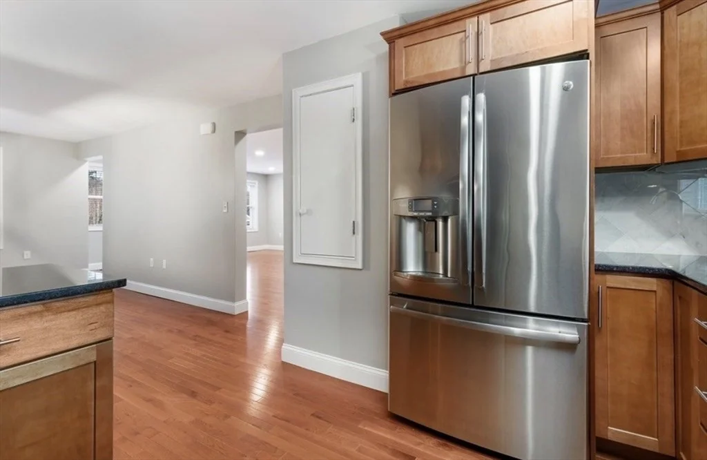 3 bed, 2 bath apartment for rent at 38 Webster Unit 2, Needham — photo 6 of 16