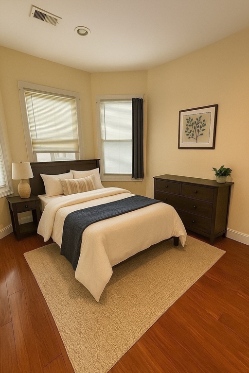 3 bed, 2 bath apartment for rent at 38 Whiting St , Unit 2, Roxbury — photo 5 of 8