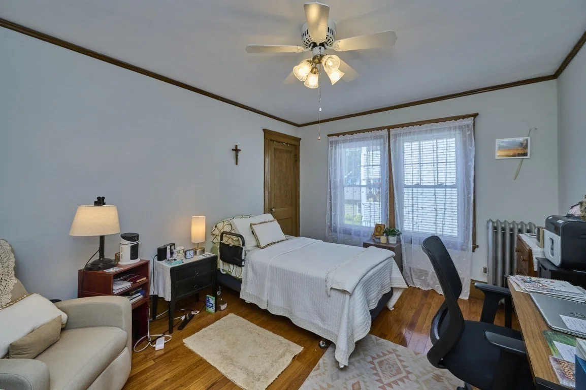 3 bed, 1 bath apartment for rent at 38 Wiley Rd Unit 1, Belmont — photo 9 of 19
