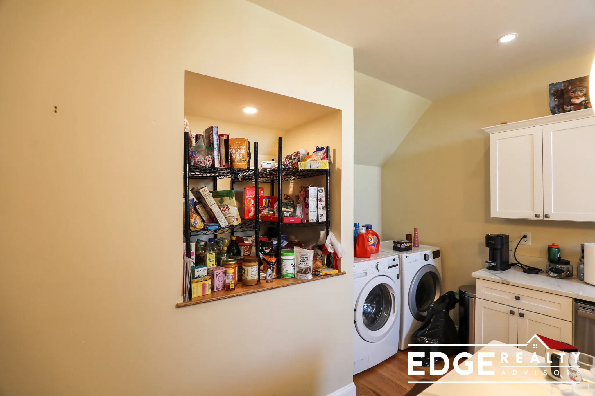 4 bed, 3 bath apartment for rent at 38 Winship St Unit 2, Brighton — photo 9 of 16